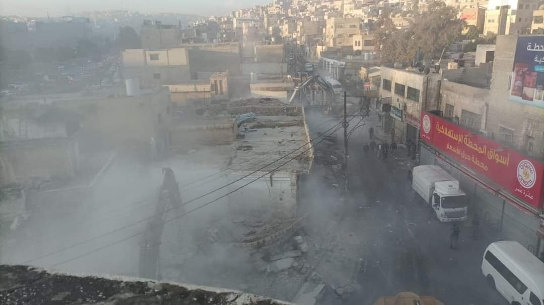 في الأرد ن هدم جزء من مخيم المحطة