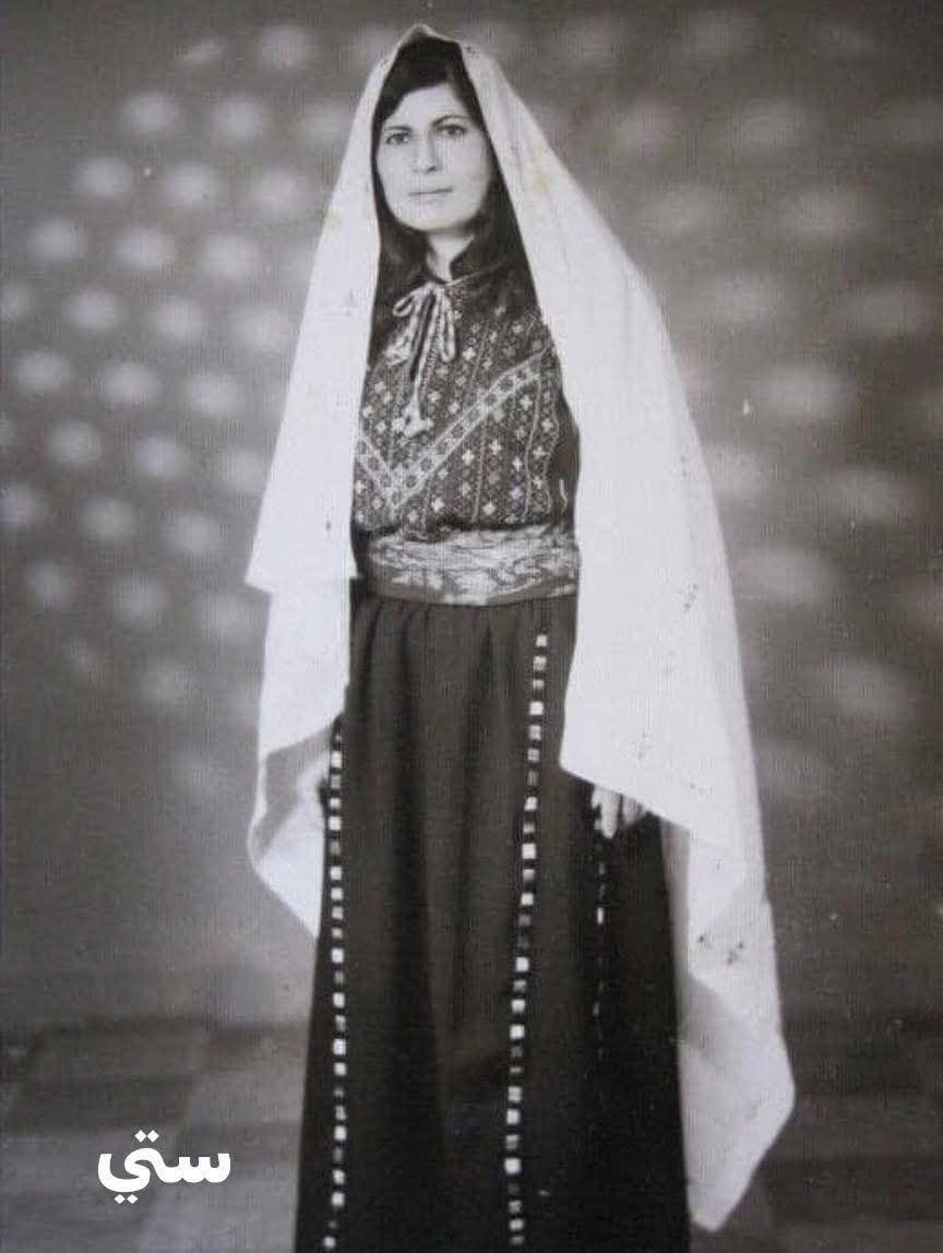 خديجة أبو عرقوب هي المرأة الفلسطينية الاستثنائية