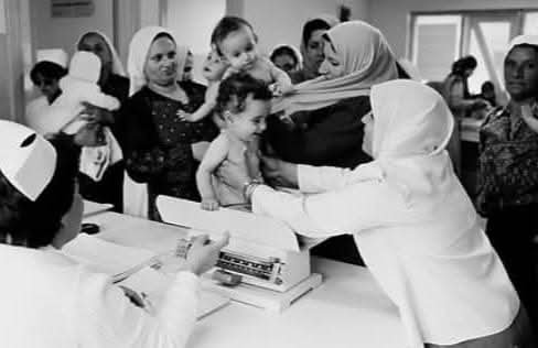 نساء المخيم الوحدات  في عيادة  الوكاله