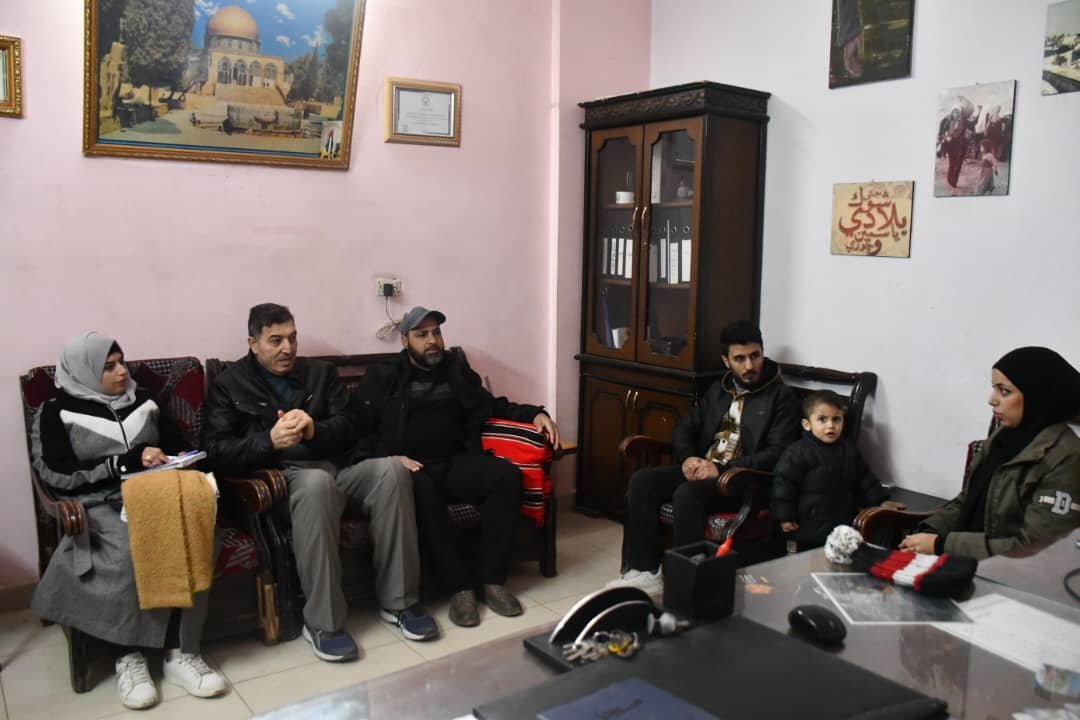 وفد أكاديمي يزور جمعية عائدون للتنمية والتمكين في مخيم السيدة زينب  | موسوعة القرى الفلسطينية