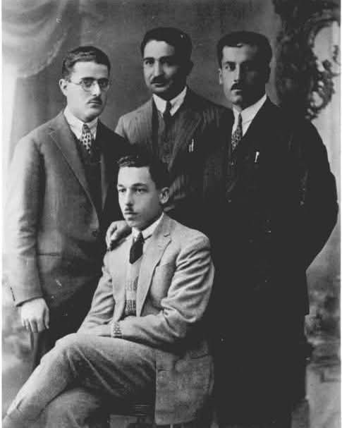 بعض أساتذة مدارس يافا، نحو سنة 1923  | موسوعة القرى الفلسطينية