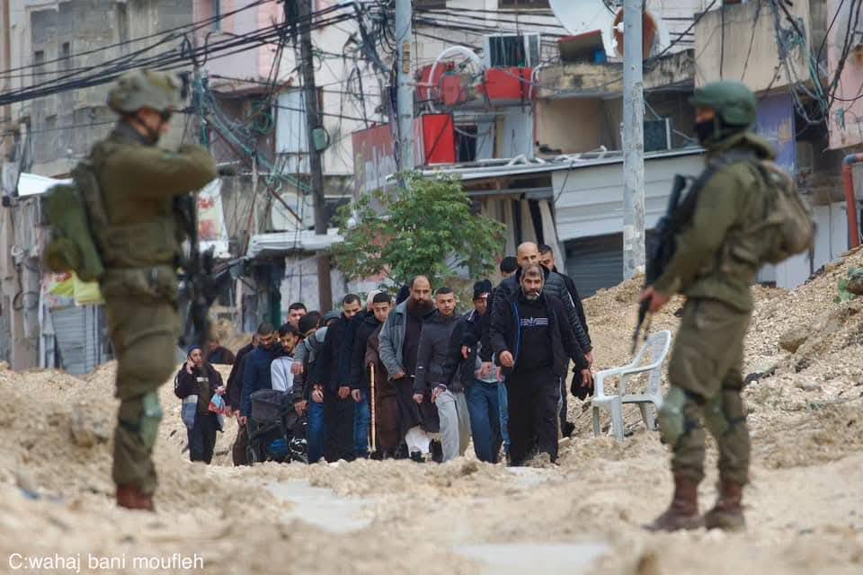 إجبار أهالي مخيم نور شمس شرق طولكرم على النزوح