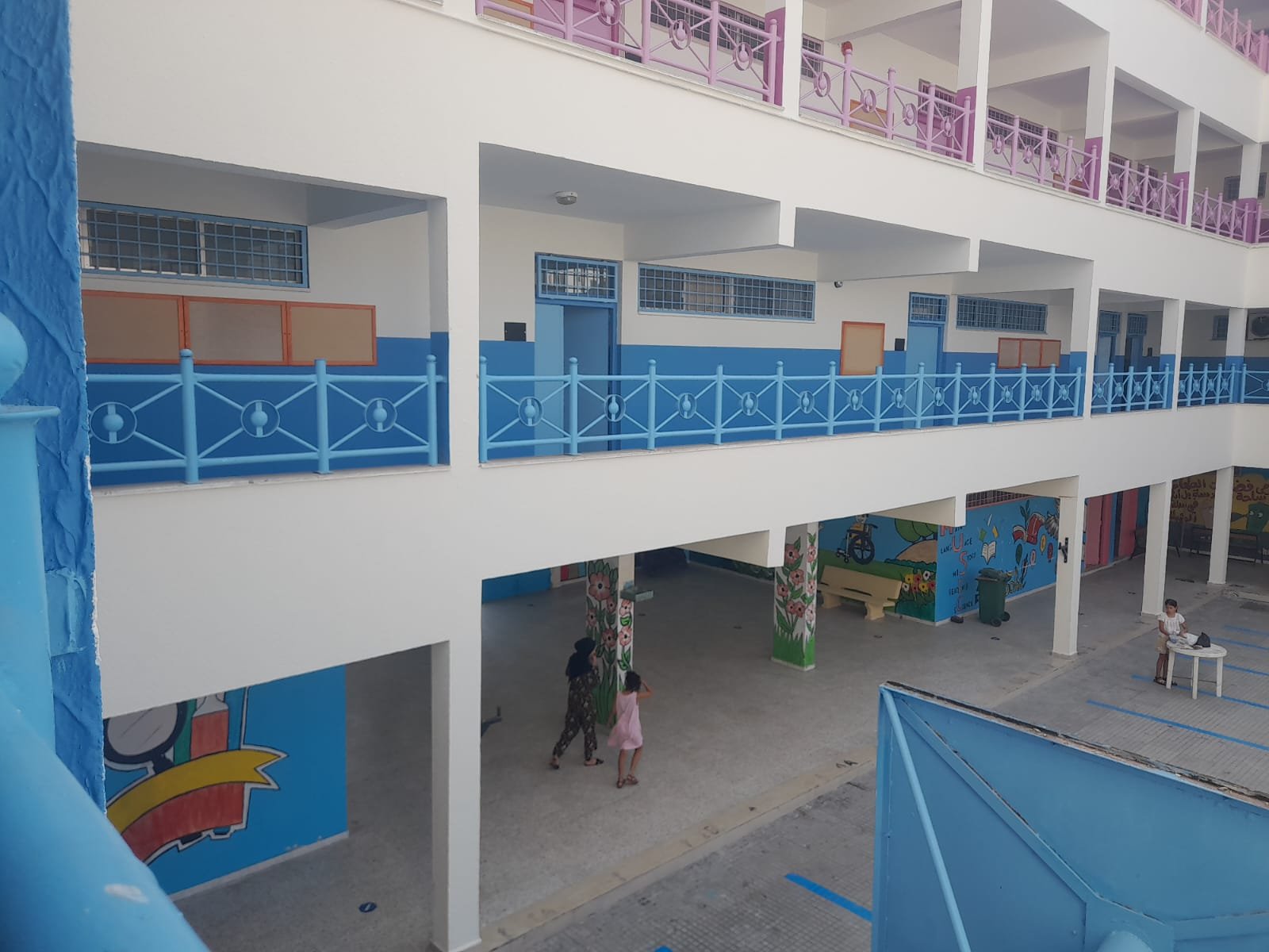 من استعدادات مدرسة نمرين في مخيم البص لبدء العام الدراسي الجديد 2025-2026 تصوير سمر محمد