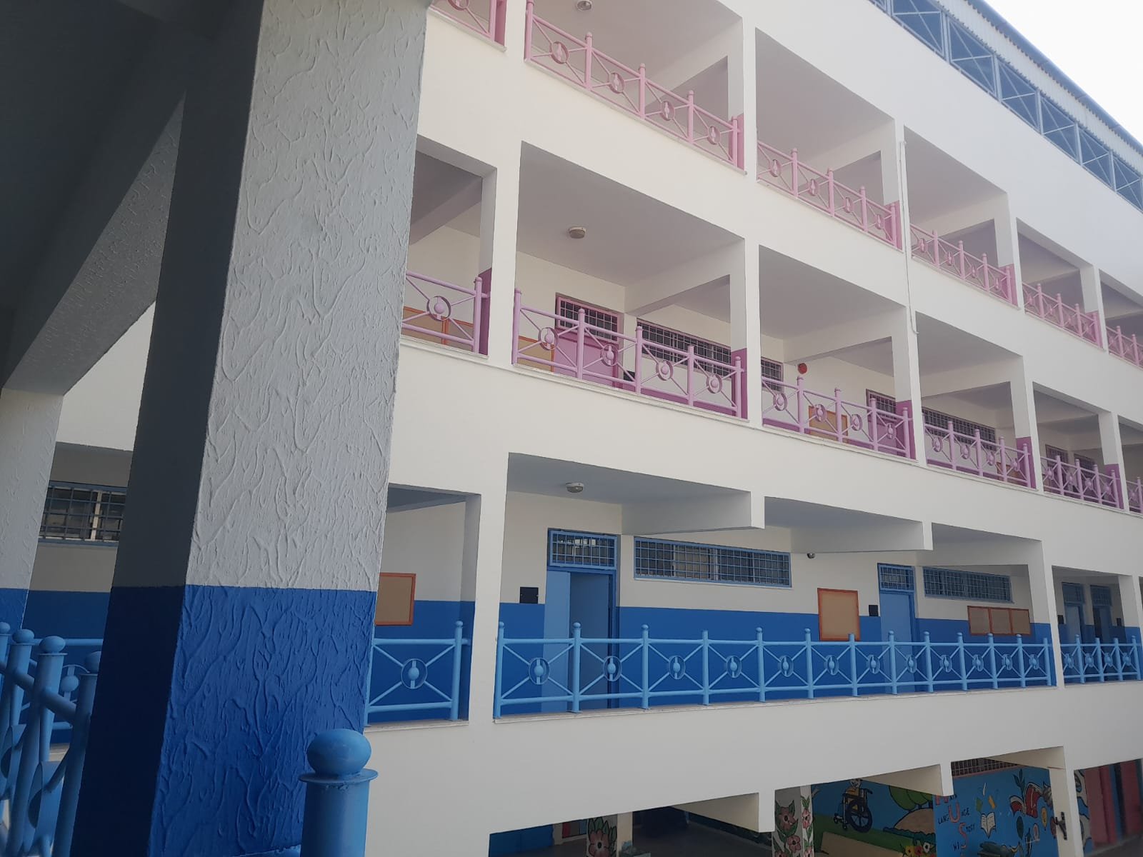 من استعدادات مدرسة نمرين في مخيم البص لبدء العام الدراسي الجديد 2025-2026 تصوير سمر محمد