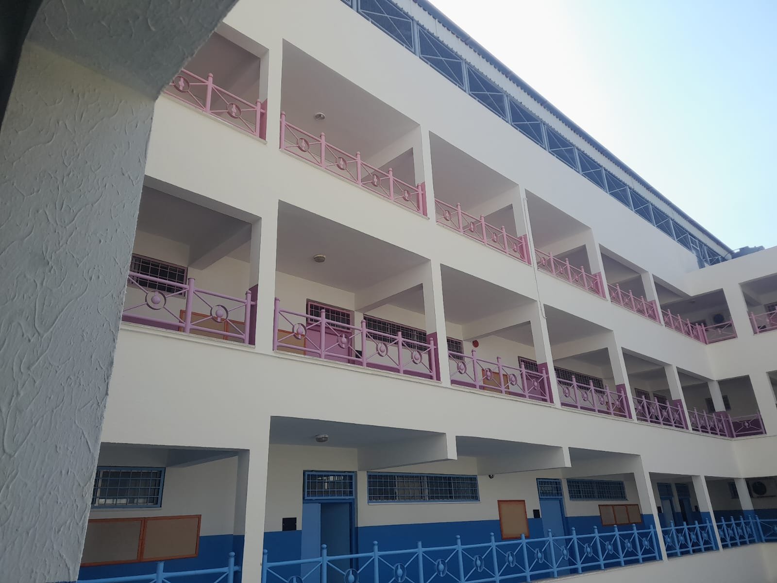 من استعدادات مدرسة نمرين في مخيم البص لبدء العام الدراسي الجديد 2025-2026 تصوير سمر محمد