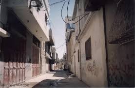 من أزقة مخيم العروب