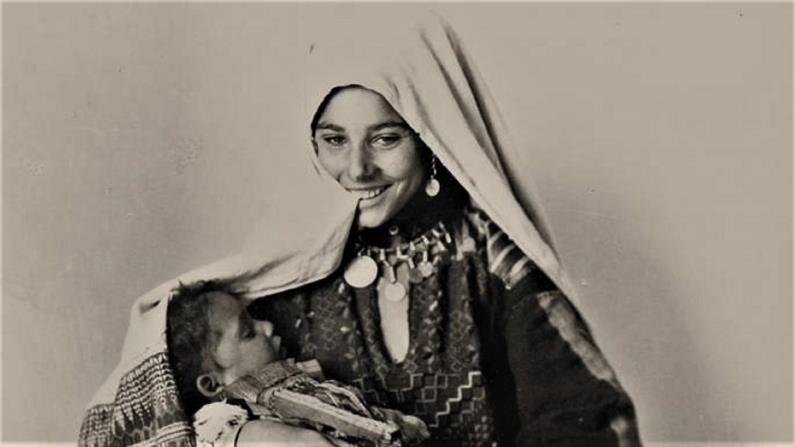 عميد المصورين الفلسطينيين : خليل رعد
