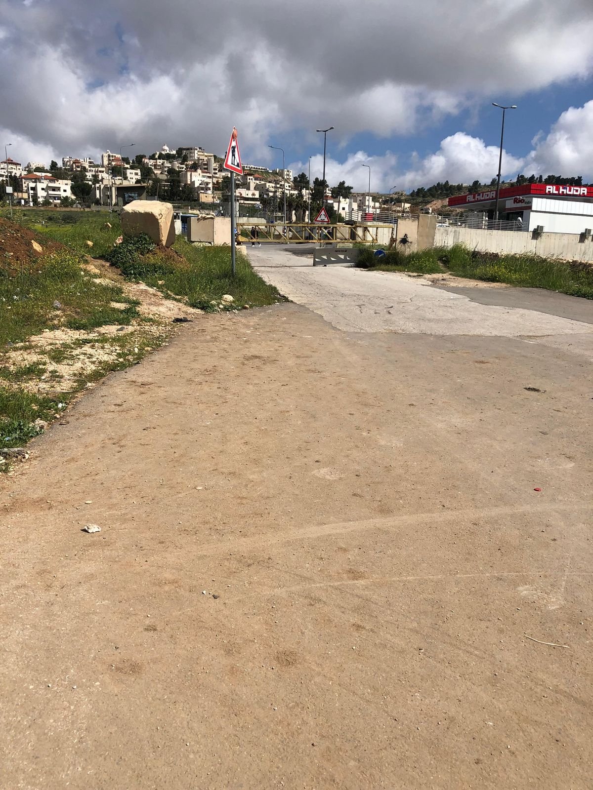 مخيم الفوار - فلسطين. بعدسة م. معتز  سراحنة